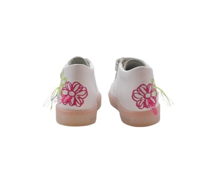 Sneaker primo passo in pelle con fiori ricamati e velcro