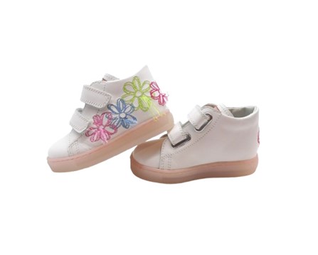 Sneaker primo passo in pelle con fiori ricamati e velcro