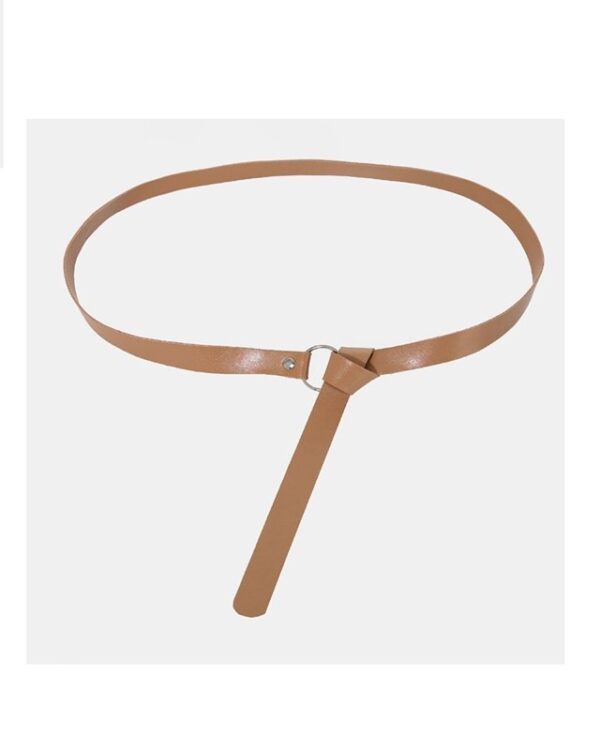 Cintura in eco pelle con fibbia tonda