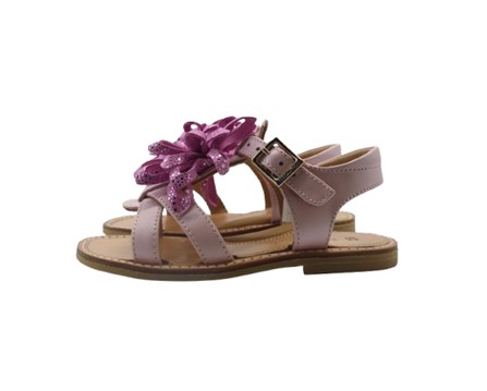 Sandalo in pelle con fiore e fibbia