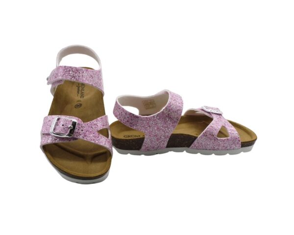 Sandalo in vernice con velcro e fibbia