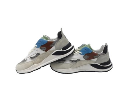 Sneaker in pelle e tessuto tecnico con lacci