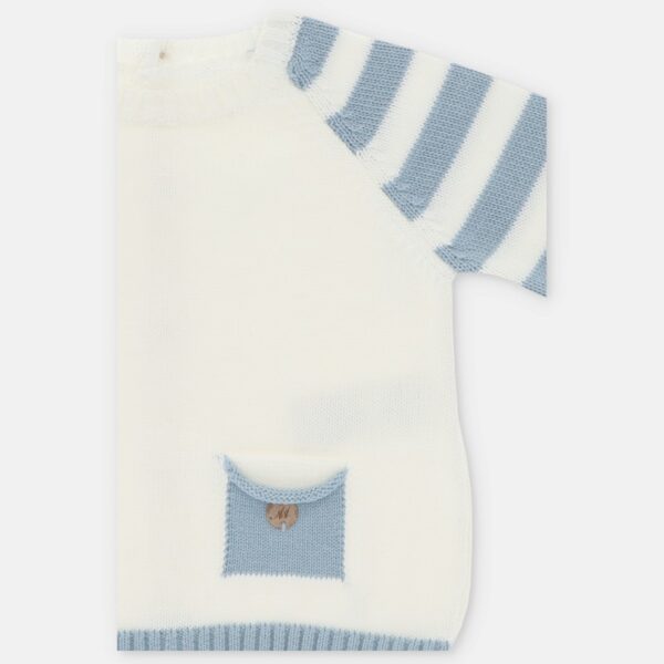 Completo maglia con maniche a righe e pantalone