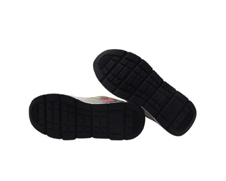 Sneaker in pelle e tessuto tecnico con lacci