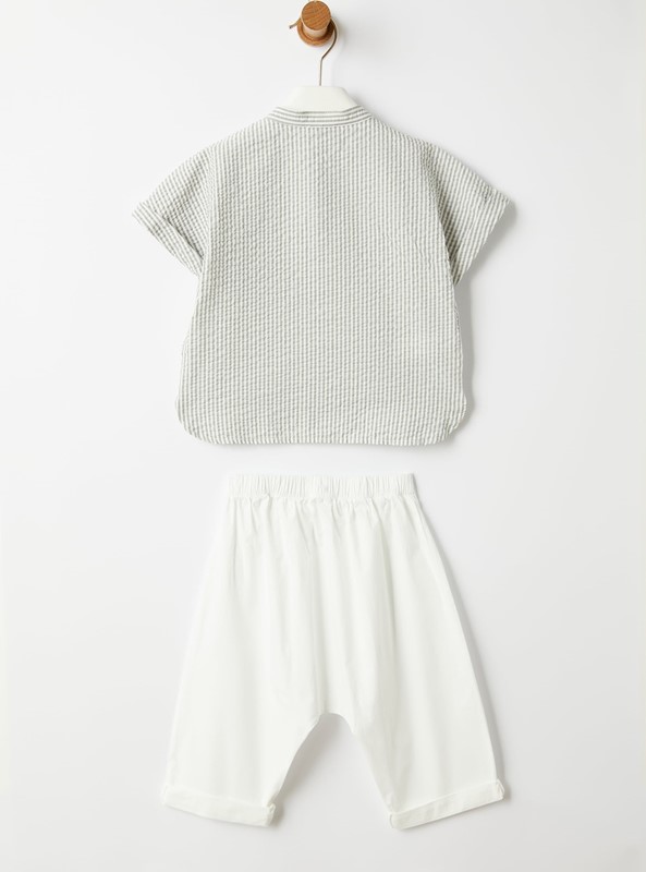 Completo camicia mezza manica a righe e bermuda