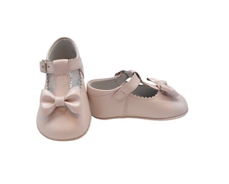Scarpa culla in pelle con fiocco e fibbia