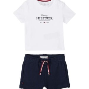 Completo t-shirt e bermuda