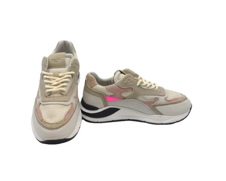 Sneaker in pelle e tessuto tecnico con lacci