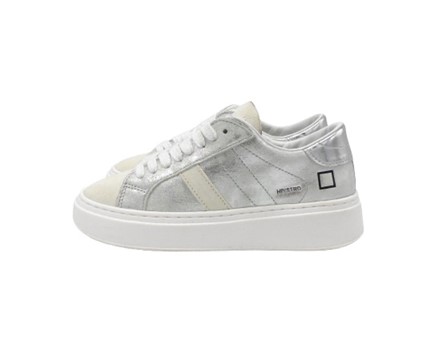 Sneaker in pelle laminata con lacci