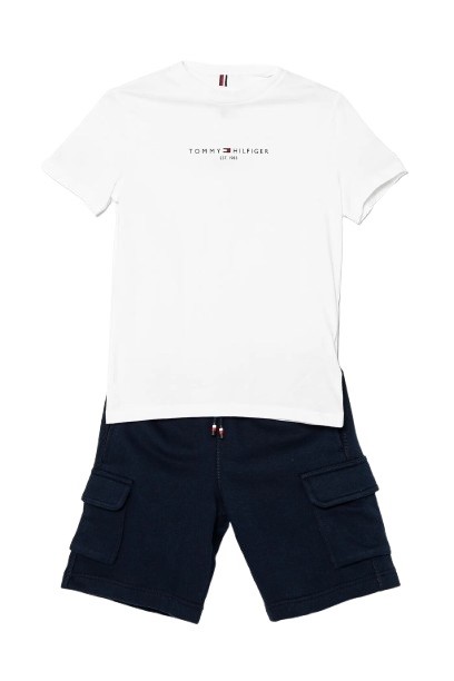 Completo t-shirt e bermuda cargo