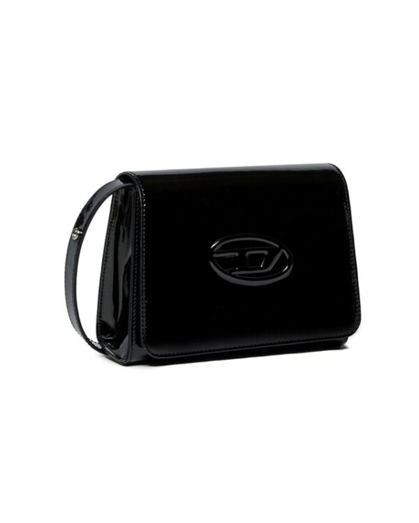 Borsa in vernice lucida con logo oval d sulla patta