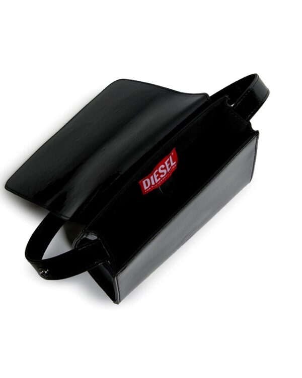 Borsa in vernice lucida con logo oval d sulla patta