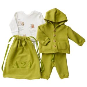 Completo felpa, pantalone, t-shirt e sacca