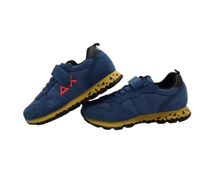 Sneaker bassa in camoscio e tessuto con velcro e lacci
