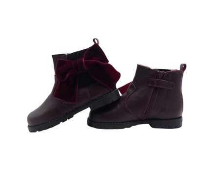 Stivaletto in pelle con fiocco in velluto laterale e zip