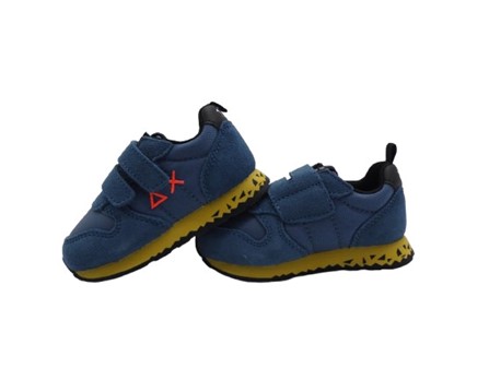 Sneaker bassa in camoscio e tessuto con doppio velcro