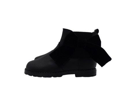 Stivaletto in pelle con fiocco in velluto laterale e zip