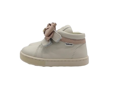Sneaker primo passo in pelle con doppio velcro e fiocco