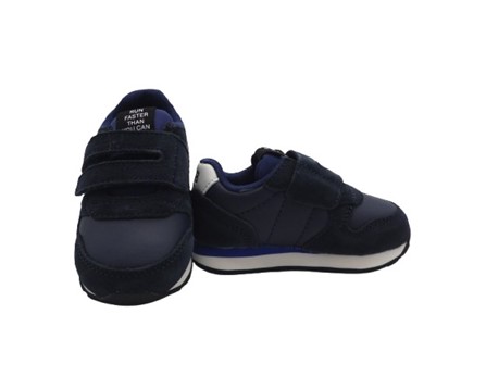 Sneaker bassa in camoscio e tessuto con doppio velcro