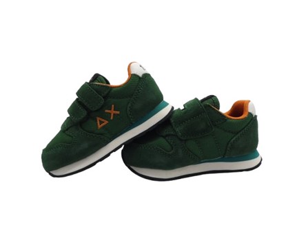 DAC0B97F41438D794B9E54F920ACD624_ Sneaker bassa in camoscio e tessuto con doppio velcro