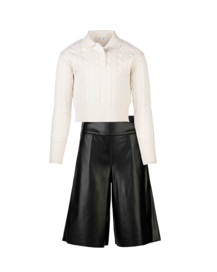Completo polo con trecce e pantalone in eco pelle