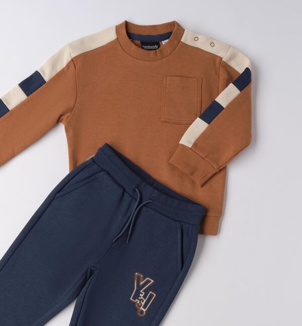 Completo felpa e pantalone