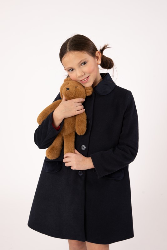 Cappotto con tasche e collo in velluto