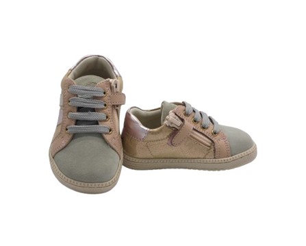 Sneaker primo passo in pelle laminata con lacci e zip