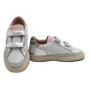 Sneaker in pelle laminata con doppio velcro