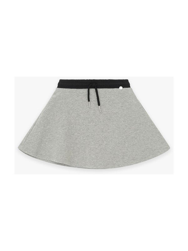 Gonna corta in felpa con cinto a contrasto