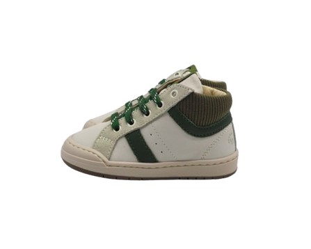 Snekaer in pelle con lacci e zip