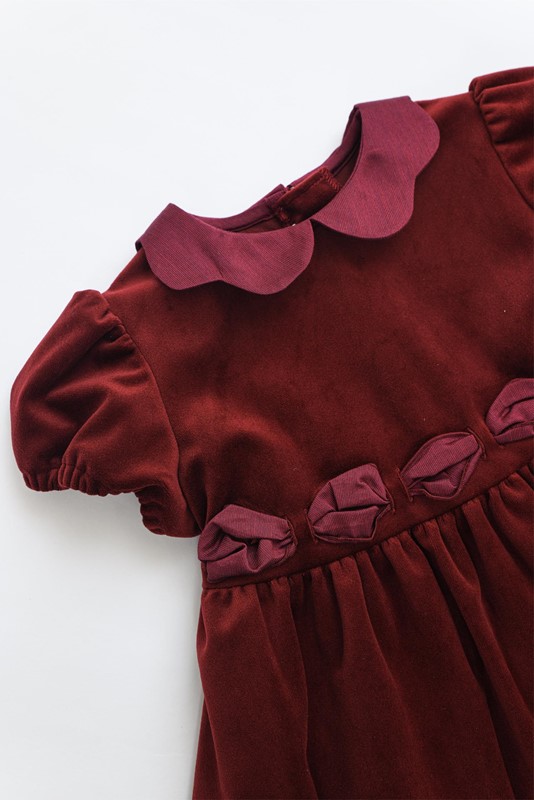 Vestito in velluto manica a palloncino