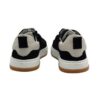 Sneaker in camoscio con lacci e zip