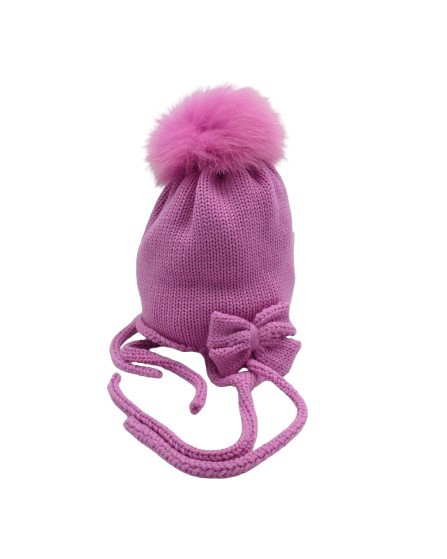 Cappello con para orecchie e pon pon
