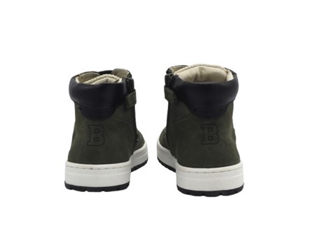 Sneaker alta in camoscio con lacci e zip
