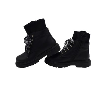 53A63FC8D9B0269BFF0CBB715E6055A2_ Anfibio in pelle con lacci e zip