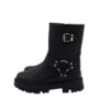 Stivale in pelle con anello laterale e zip