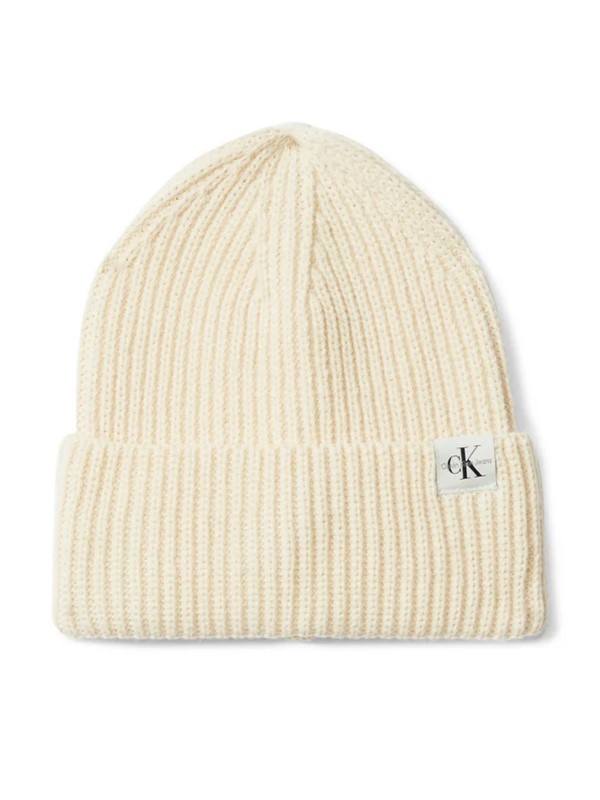 Cappello a costine con risvolto