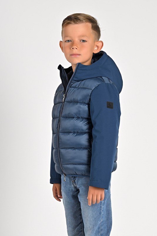 Giubbotto in tessuto tecnico con cappuccio