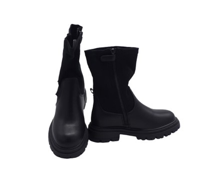 Stivale in eco pelle e gambale elasticizzato con zip