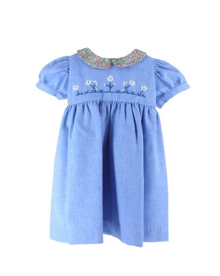 Vestito con colletto fantasia floreale e ricami