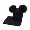 Cappello con doppio pon pon e collo