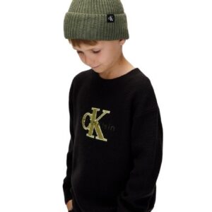 Cappello a costine con risvolto