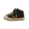 Sneaker alta in eco pelle con lacci elastici e velcro