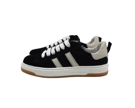 Sneaker in camoscio con lacci e zip