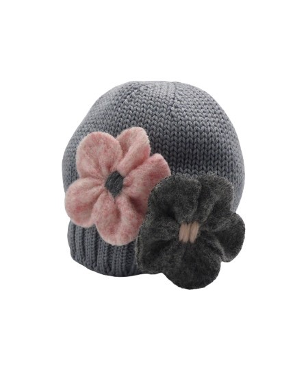 Cappello con fiore in panno
