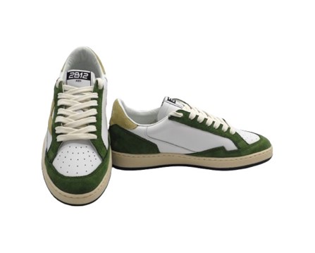 Sneaker in pelle e camoscio con lacci