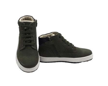 Sneaker alta in camoscio con lacci e zip