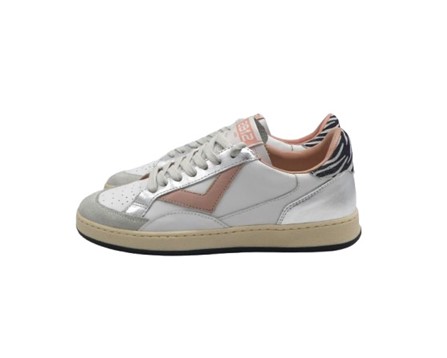 Sneaker in camoscio e pelle laminata con lacci