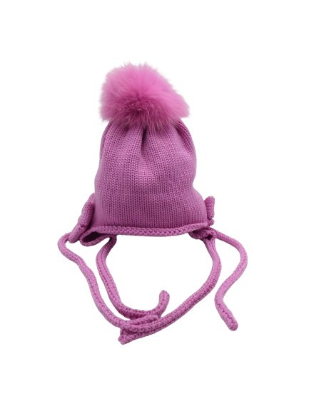 Cappello con para orecchie e pon pon